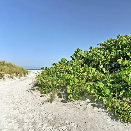 Sea Turtle Suite Condo With Clearwater Beach Views Exterior photo